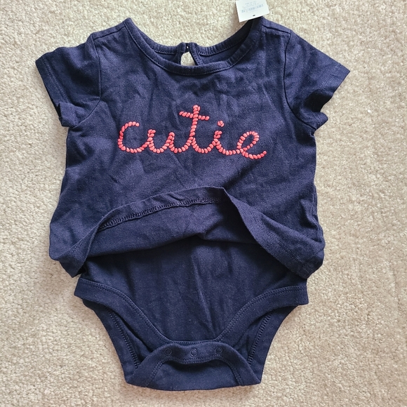 babyGap onesie 3-6 months - Picture 3 of 5